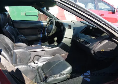 1991 Chevrolet Corvette из США, поврежденный, VIN 1G1YY3382M5112833